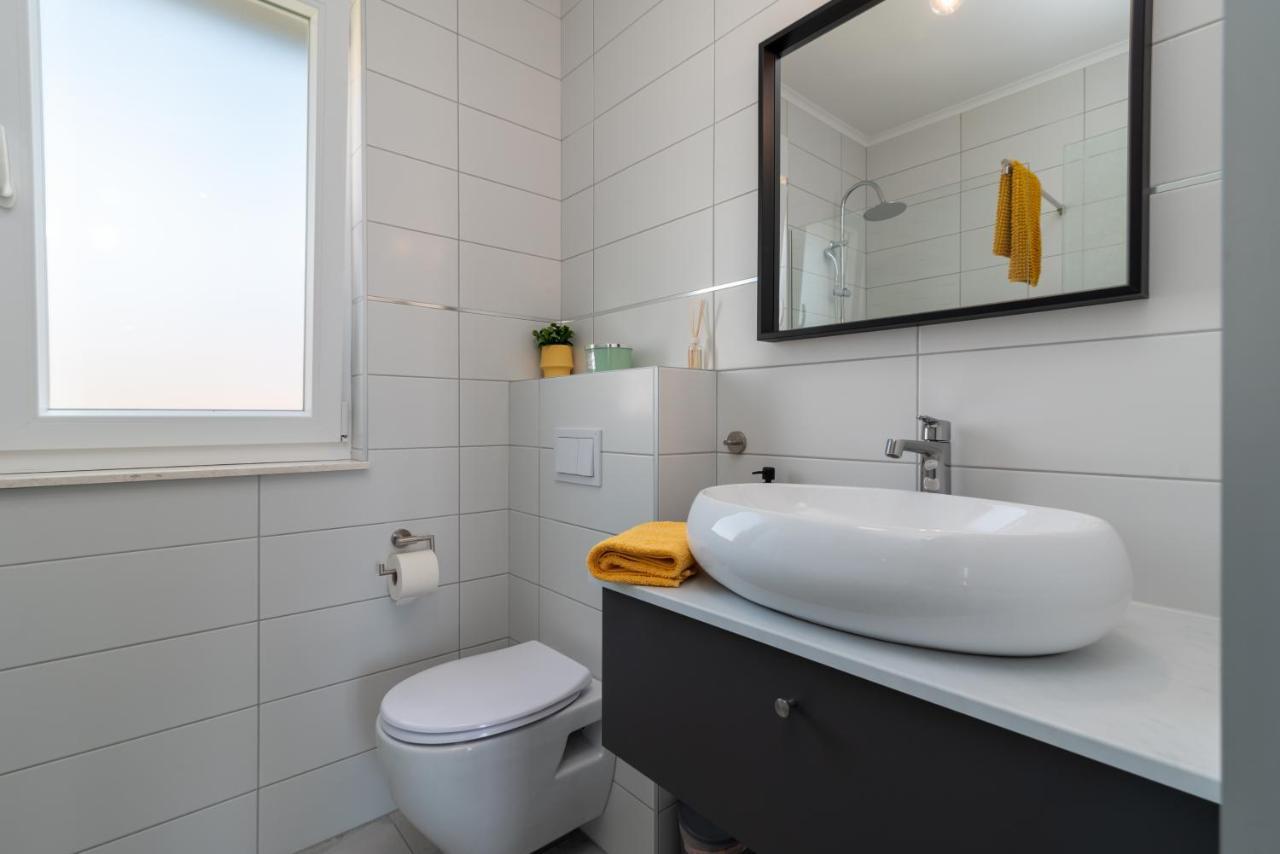 Apartmani Luce Трогир Экстерьер фото