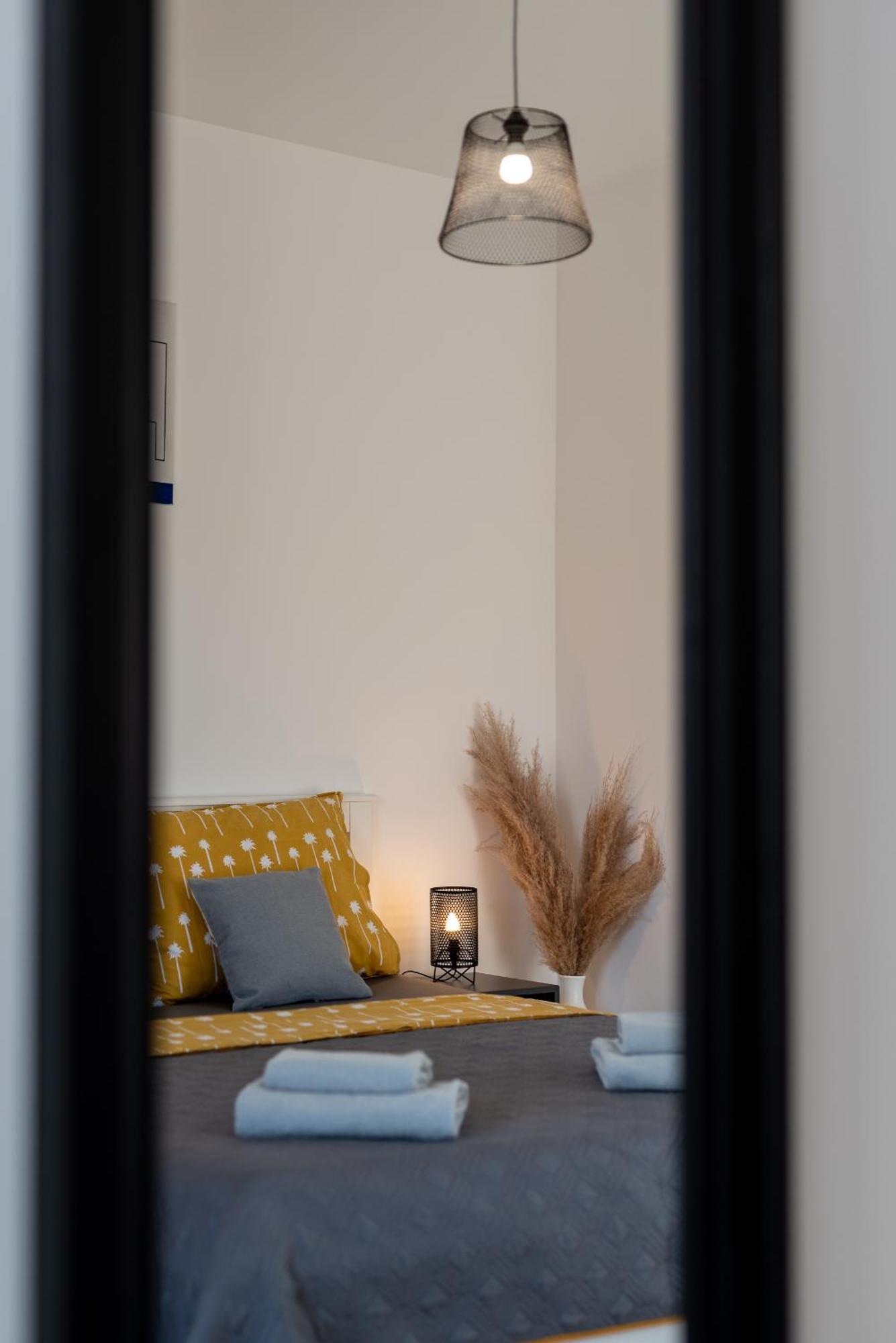 Apartmani Luce Трогир Экстерьер фото